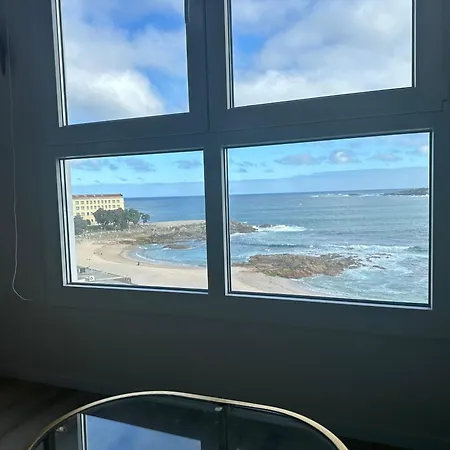 Piso Con Vistas A La Playa De Riazor A Coruna
