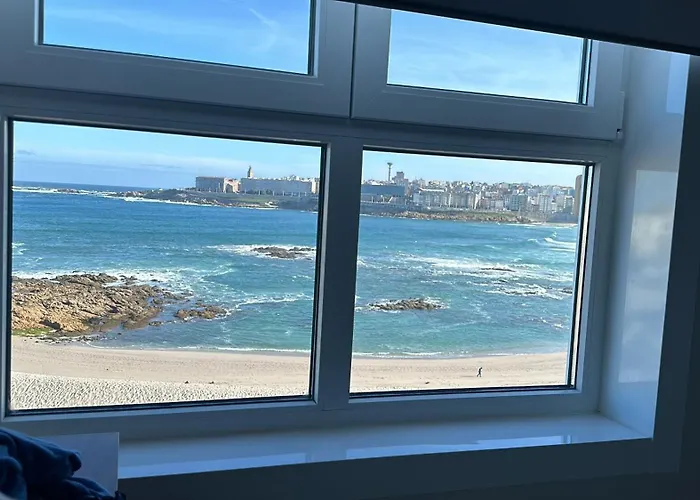 Piso Con Vistas A La Playa De Riazor アパート