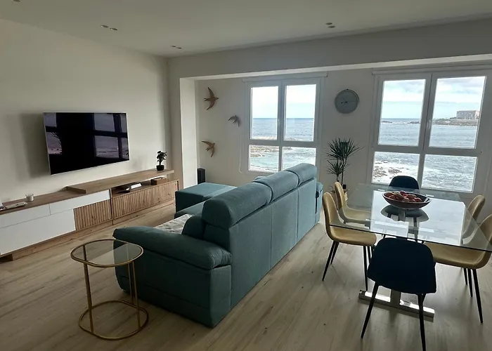 Piso Con Vistas A La Playa De Riazor アパート