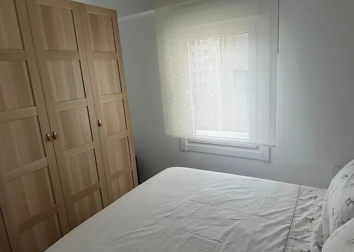 Piso Con Vistas A La Playa De Riazor アパート *