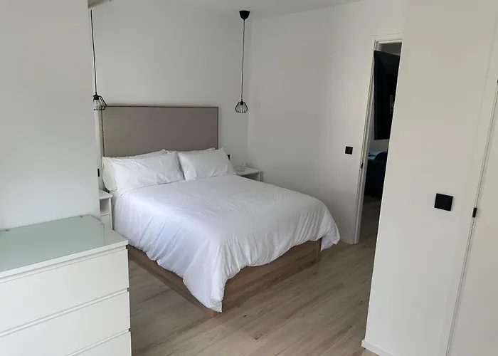 Piso Con Vistas A La Playa De Riazor アパート ア・コルーニャ