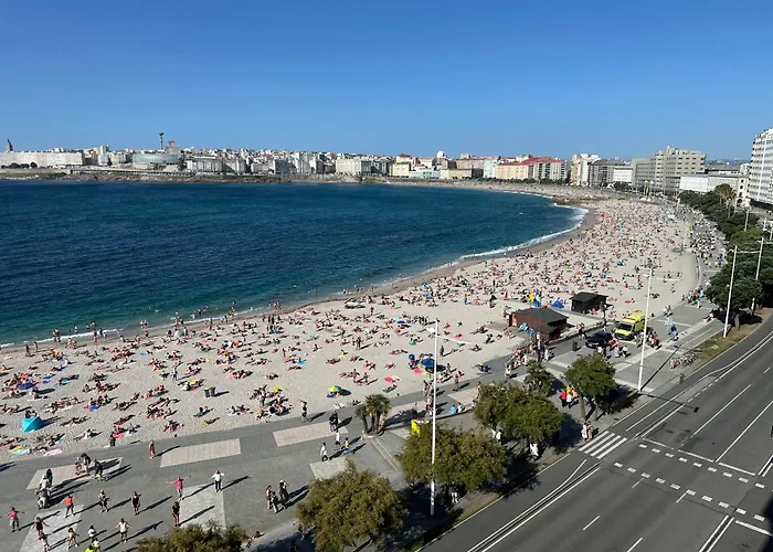 Piso Con Vistas A La Playa De Riazor アパート *