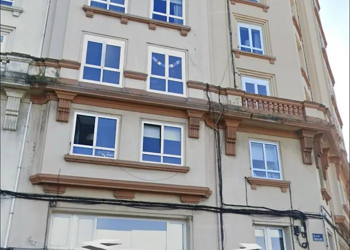 Piso Con Vistas A La Playa De Riazor アパート *